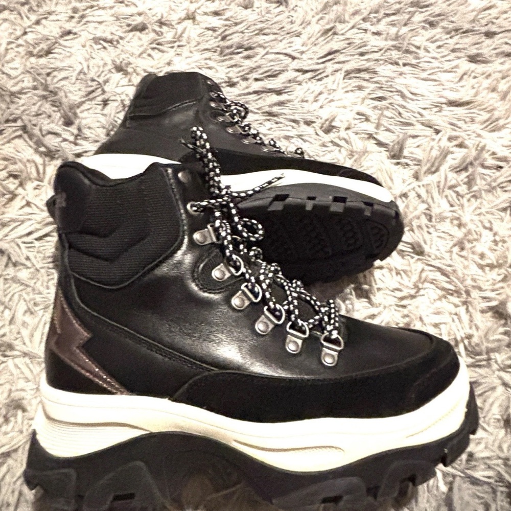 Punk Rose by Skechers Sz 6.5 Master Strikers Platform Boots Black Leather